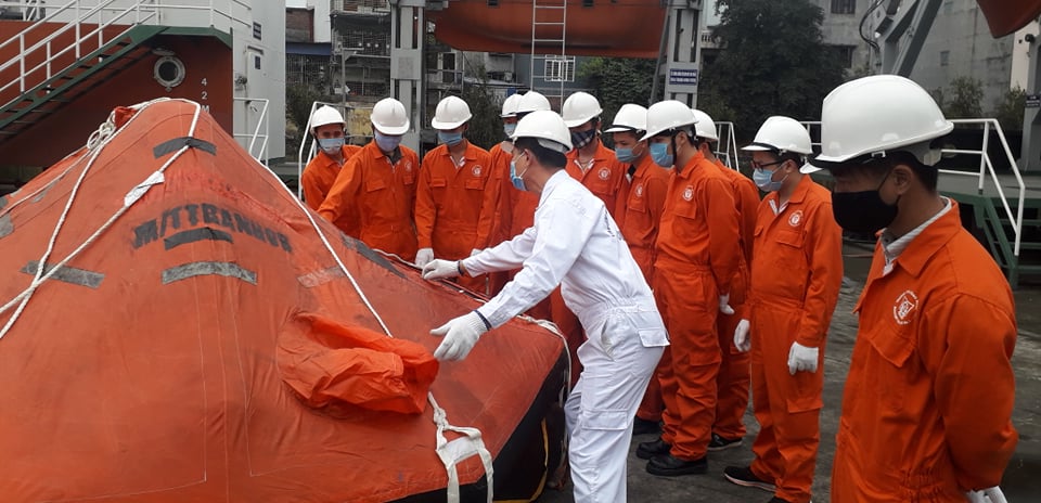 90052498 3509014955781076 2540092604301705216 N